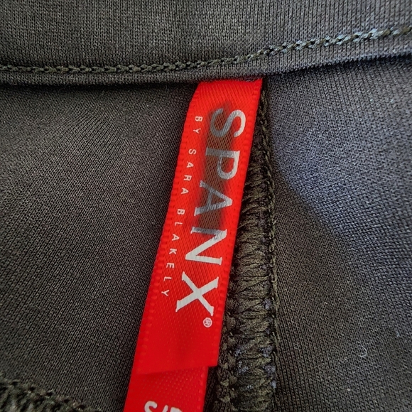 Spanx The Perfect Black Pant Bootcut Ponte Leggings Size Small Black - Picture 8 of 11